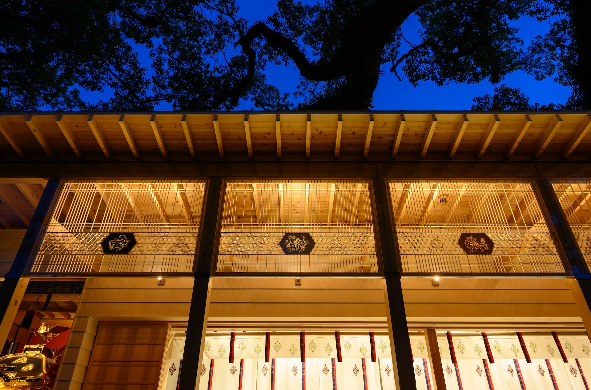 授与所兼神輿庫